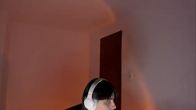 Giordano Russo online show from 12/17/25, 10:26