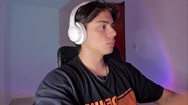 Giordano Russo online show from 10/24/25, 09:25