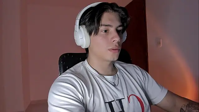 Giordano Russo online show from 11/14/25, 02:04