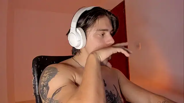 Giordano Russo online show from 12/20/25, 08:22