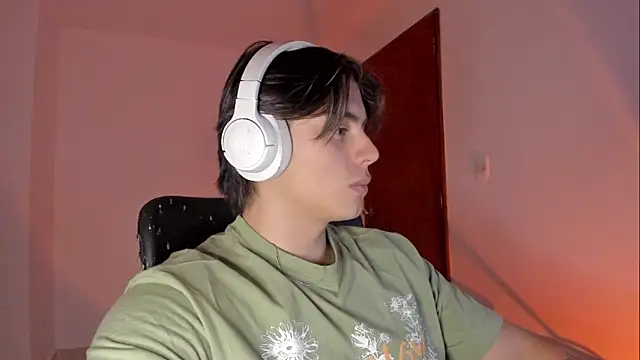 Giordano Russo online show from 11/25/25, 10:43