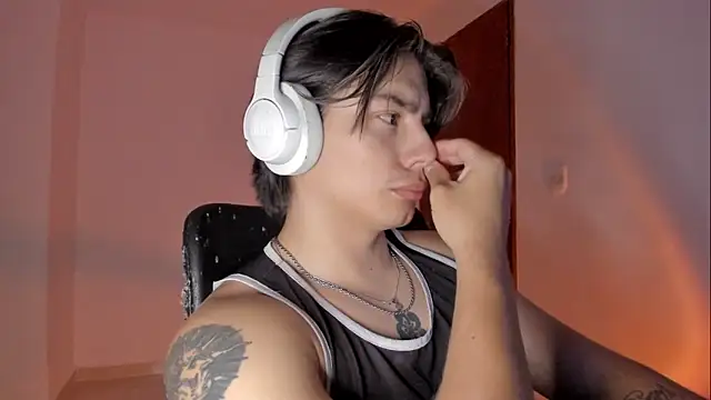 Giordano Russo online show from 12/15/25, 02:50