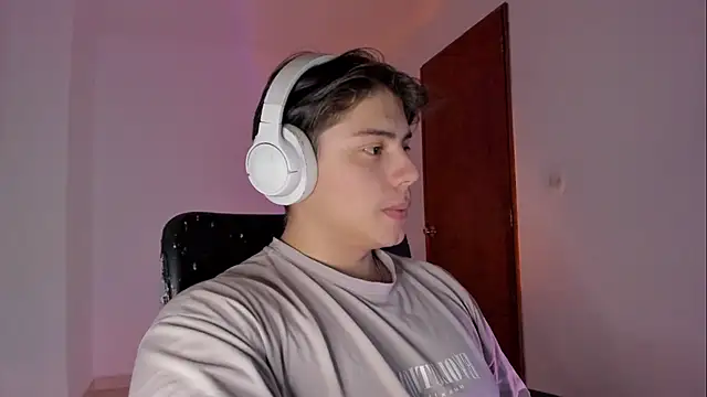 Giordano Russo online show from 02/05/26, 03:46