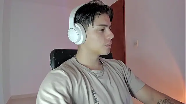 Giordano Russo online show from 01/17/26, 03:04