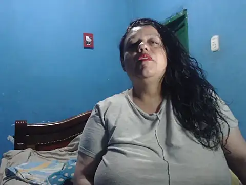 Snapshot of Lauren_baby chatting on 01/13/26, 09:41 Lauren baby online show from 01/13/26, 09:41