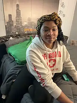 HaloRodeoLover2 online show from 03/26/26, 06:00