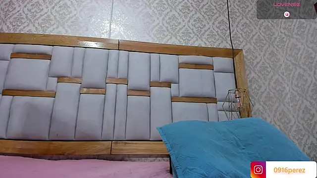  kaarla  online show from 10/30/25, 07:22