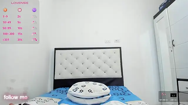 CuteLatinaxx online show from 11/05/25, 03:04