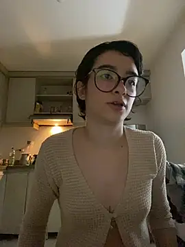  Lunnaa  online show from 04/06/26, 02:51