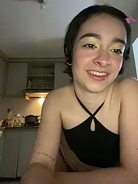  Lunnaa  online show from 03/25/26, 01:17