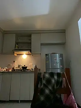  Lunnaa  online show from 04/18/26, 02:47