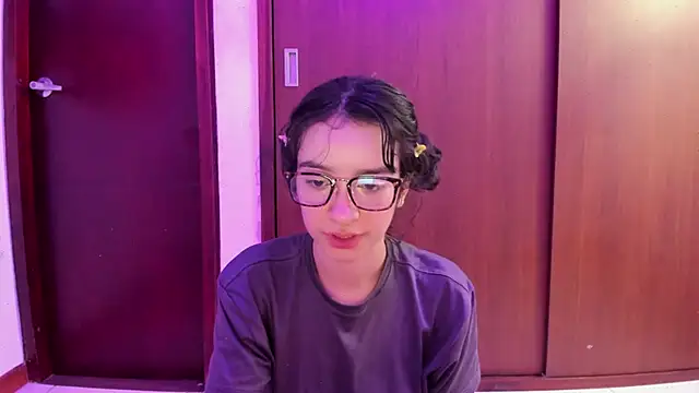  Lunnaa  online show from 02/24/25, 01:46