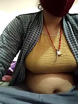 Snapshot of maahi-satva chatting on 02/12/25, 03:29 maahi-satva online show from 02/12/25, 03:29