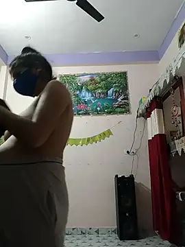 maahi-satva online show from 10/28/25, 02:23