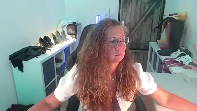 Snapshot of GeilesLuder75 chatting on 06/16/26, 06:46 GeilesLuder75 online show from 06/16/26, 06:46
