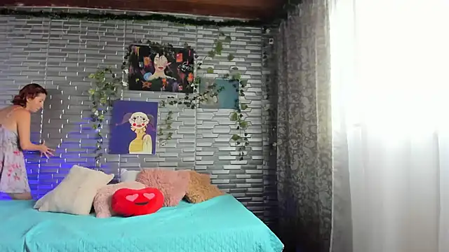 Ginger Sweetty online show from 11/06/25, 08:24