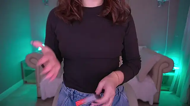 CassandraGood online show from 11/16/25, 06:40