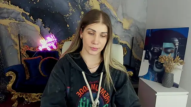 CassandraGood online show from 03/16/25, 12:55