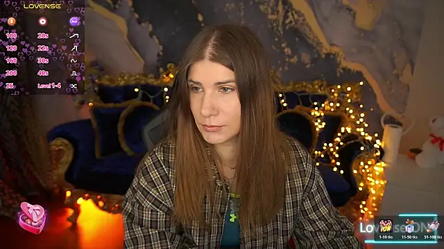 CassandraGood online show from 03/25/26, 06:35