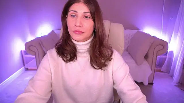 CassandraGood online show from 11/15/25, 06:28