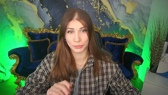 CassandraGood online show from 12/19/25, 07:55