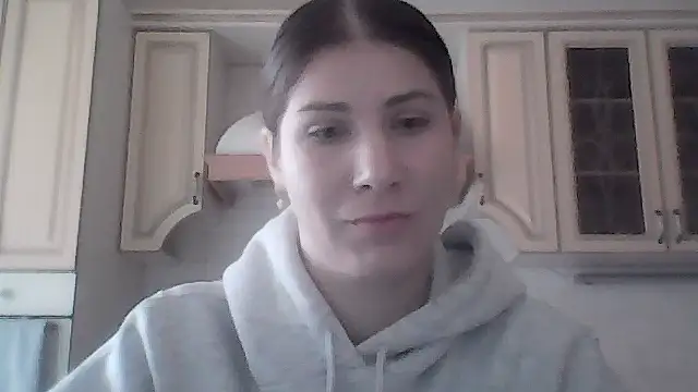 CassandraGood online show from 10/22/25, 06:46