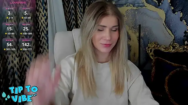 CassandraGood online show from 01/18/25, 06:03