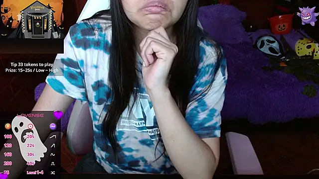 MidoriQuiinn online show from 10/28/25, 01:54