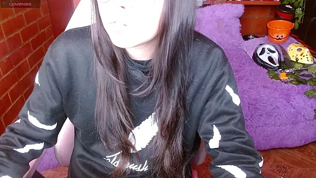 MidoriQuiinn online show from 10/12/25, 01:56