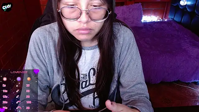 MidoriQuiinn online show from 03/31/26, 02:30