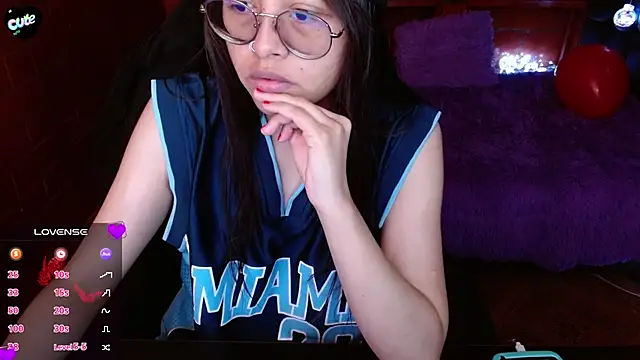 MidoriQuiinn online show from 04/15/26, 04:11