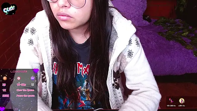 MidoriQuiinn online show from 11/11/25, 03:18