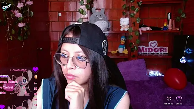 MidoriQuiinn online show from 04/15/26, 07:58