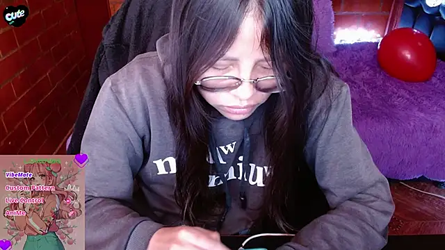 MidoriQuiinn online show from 04/11/26, 02:43