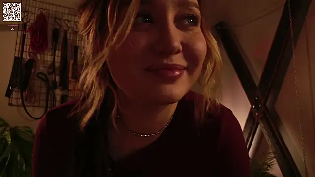 Snapshot of VortexProject chatting on 11/26/25, 01:22 VortexProject online show from 11/26/25, 01:22