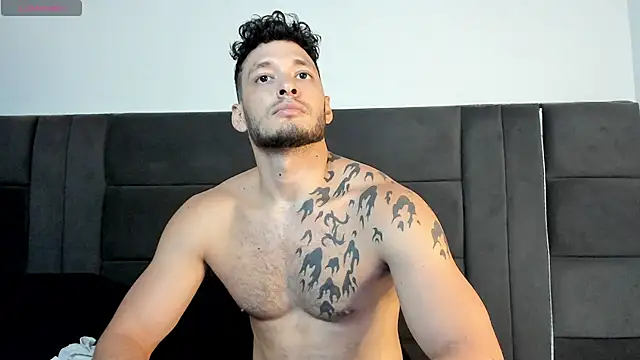 alejandro  2 online show from 04/15/26, 07:58