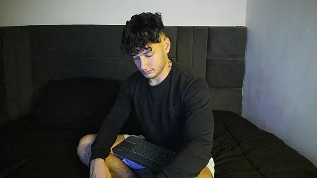 alejandro  2 online show from 01/13/26, 01:42