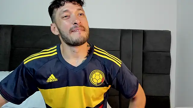 alejandro  2 online show from 06/16/26, 03:01