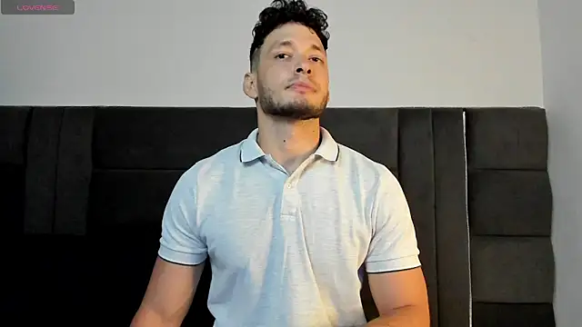 alejandro  2 online show from 04/14/26, 06:35