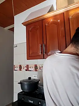 alejandro  2 online show from 12/04/25, 08:30