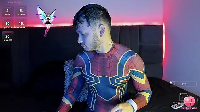 alejandro  2 online show from 10/08/25, 03:02