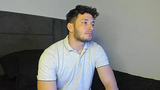 alejandro  2 online show from 12/02/25, 06:31