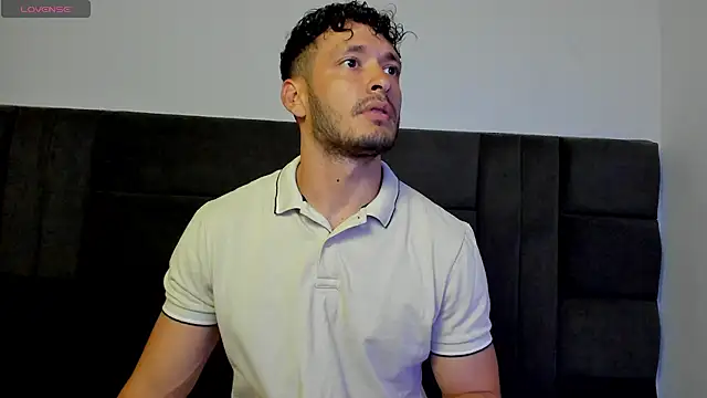 alejandro  2 online show from 05/31/26, 04:13