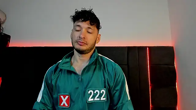 Snapshot of alejandro__2 chatting on 02/04/26, 02:34 alejandro 2 online show from 02/04/26, 02:34