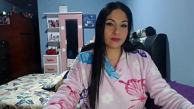 Snapshot of sahtlove1 chatting on 02/05/26, 01:56 sahtlove1 online show from 02/05/26, 01:56