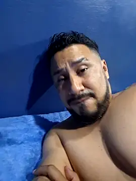 Eumanzor online show from 11/25/25, 01:17