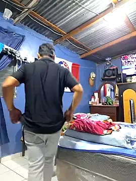 Snapshot of Eumanzor chatting on 02/03/26, 02:00 Eumanzor online show from 02/03/26, 02:00