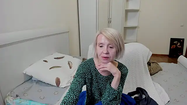 aminalive online show from 11/26/25, 07:25