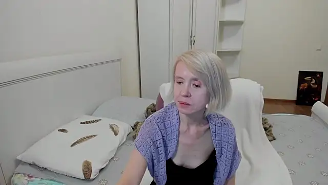 aminalive online show from 12/02/25, 08:21