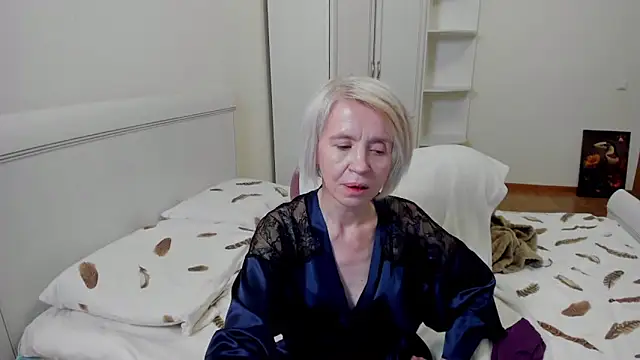 aminalive online show from 11/01/25, 05:29